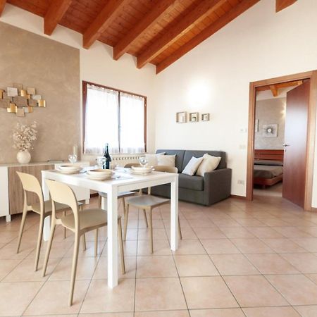 Dora'S Apartment Desenzano del Garda Zewnętrze zdjęcie